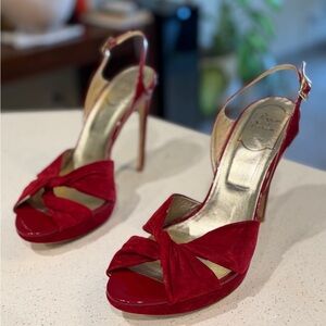 Roger Vivier Red Slingback Heels 
Suede & Patent Platform Sandal size 39.5